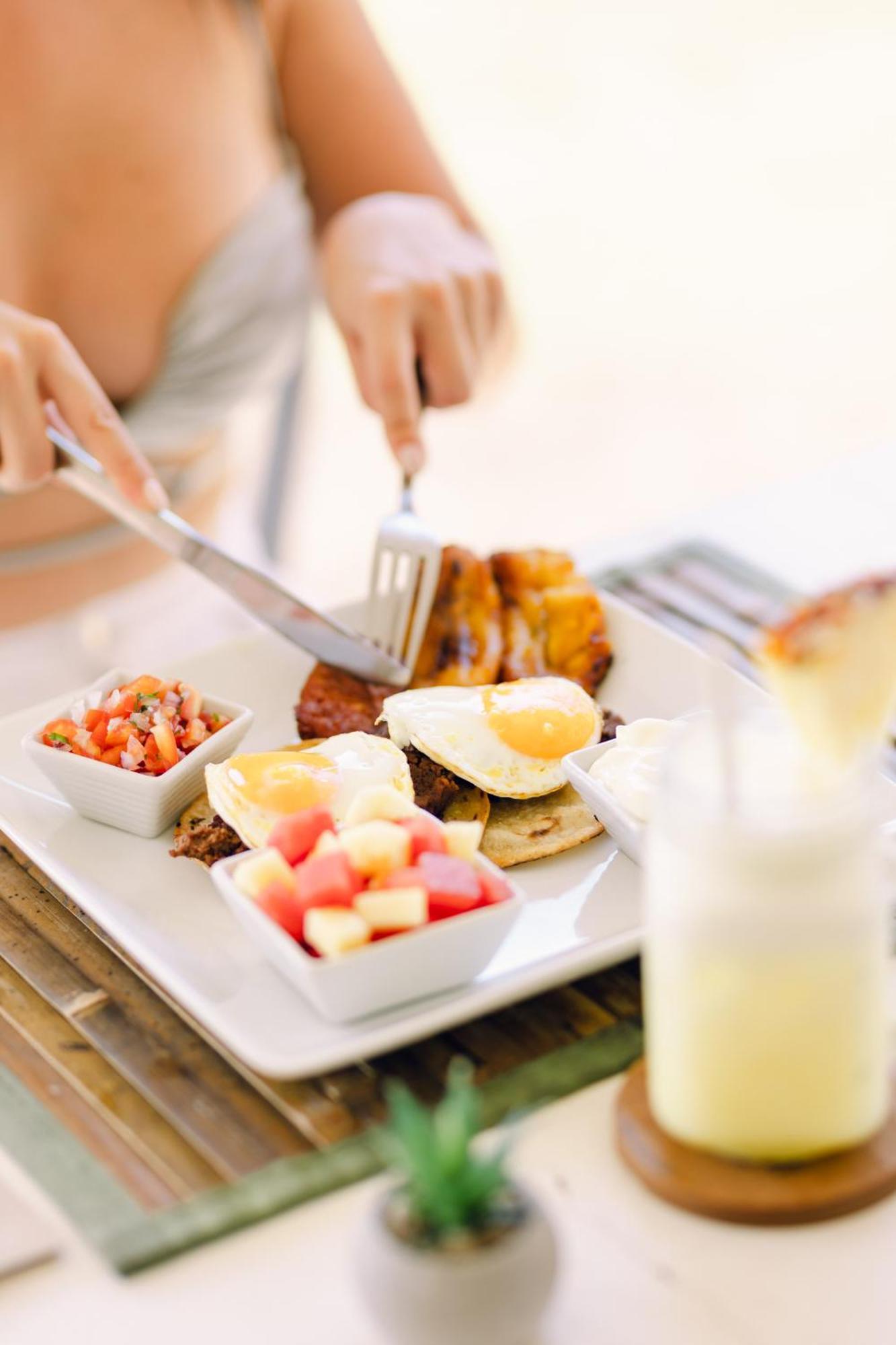 Ka'Ana Surf Hotel El Paredón Buena Vista Екстериор снимка